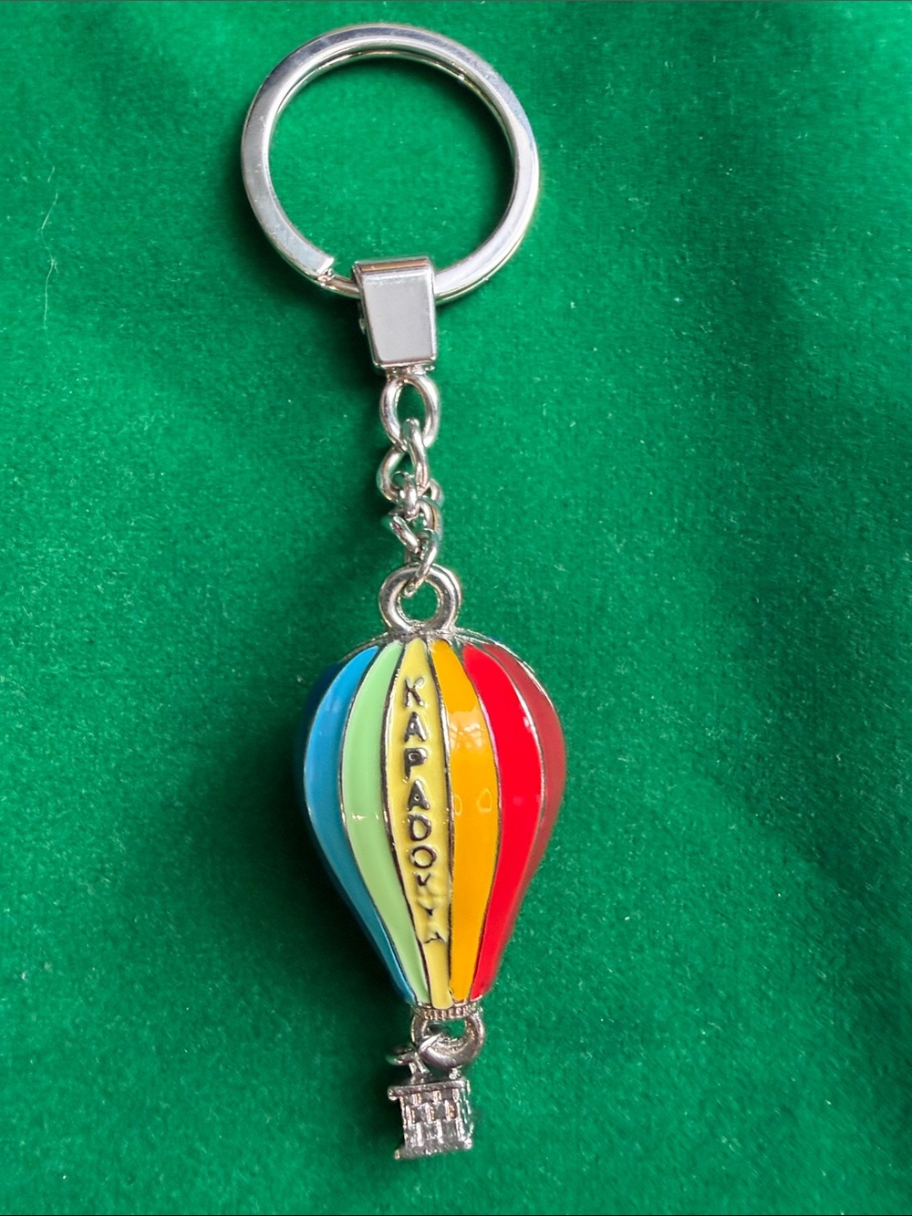 Kapadokya Cappadocia Turkey Multicolor Hot Air Balloon Enamel Keychain Bag Charm